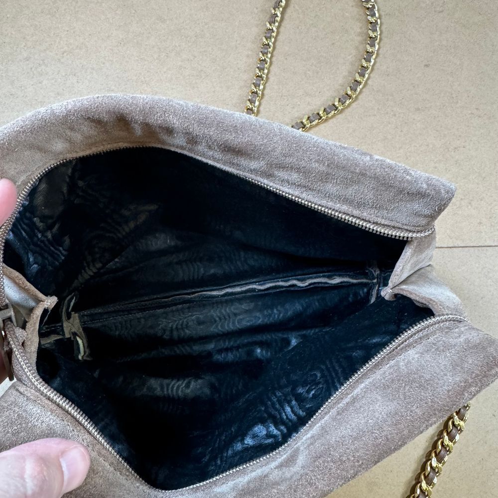 Taupe Suede Shoulder Bag with‎ Gold Chain Strap Classic Purse - Picture 10 of 10